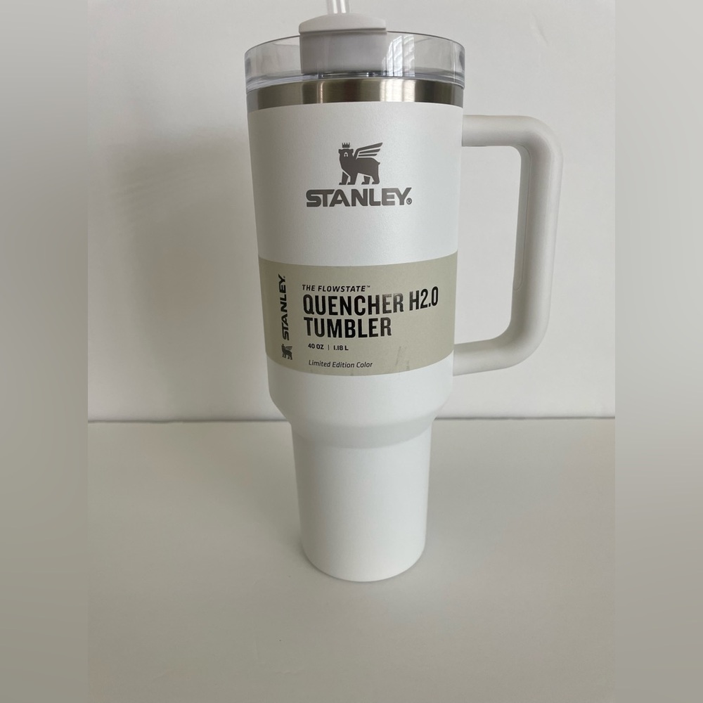 Stanley 40oz tumbler